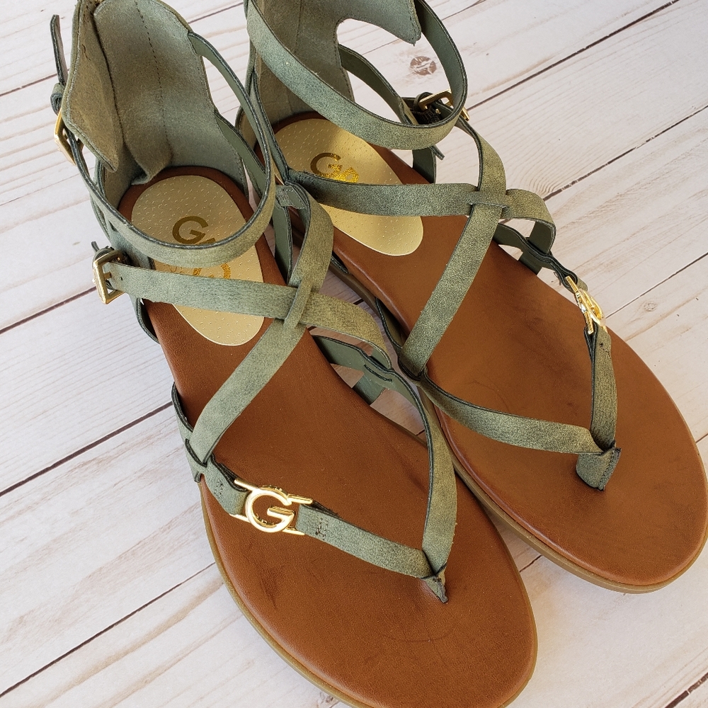 Brand new Guess womens sandals